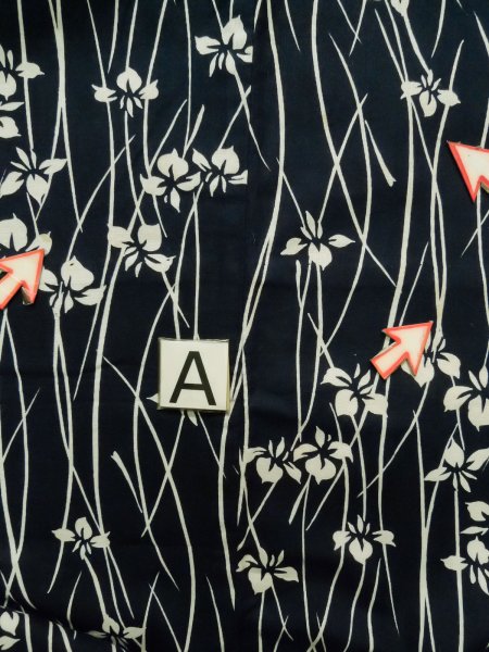 画像15: K0426V 女性用 浴衣（日本製）   綿 藍,  あやめ 【中古】【USED】【リサイクル】 ★★★☆☆【K0426V】 (15)