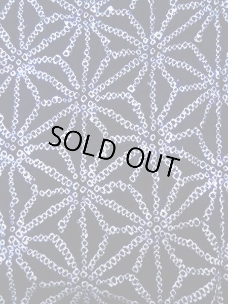 画像5: K0526B  浴衣（日本製） 女性用着物 有松絞り、1980-1990年代 綿   藍, 麻の葉 【中古】 【USED】 【リサイクル】 ★☆☆☆☆ (5)