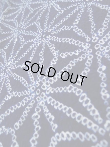 画像7: K0526B  浴衣（日本製） 女性用着物 有松絞り、1980-1990年代 綿   藍, 麻の葉 【中古】 【USED】 【リサイクル】 ★☆☆☆☆ (7)