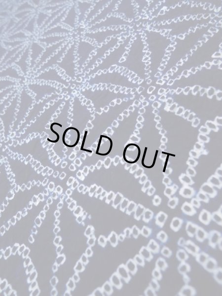 画像8: K0526B  浴衣（日本製） 女性用着物 有松絞り、1980-1990年代 綿   藍, 麻の葉 【中古】 【USED】 【リサイクル】 ★☆☆☆☆ (8)