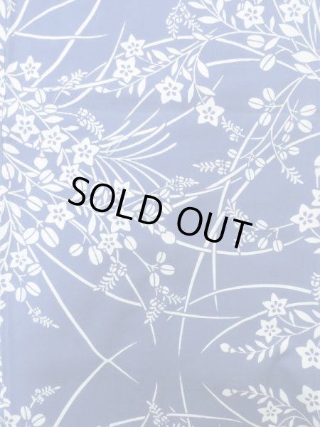 画像4: K0526K  浴衣（日本製） 女性用着物 1980-1990年代 綿   水色, 萩 【中古】 【USED】 【リサイクル】 ★★☆☆☆ (4)