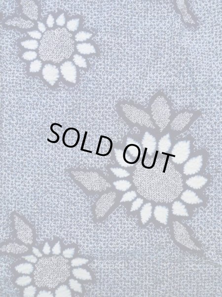 画像3: K0526V  浴衣(日本製) 女性用着物 1980-1990年代 化繊 ヘザー(杢)  青, 花 【中古】 【USED】 【リサイクル】 ★★☆☆☆ (3)