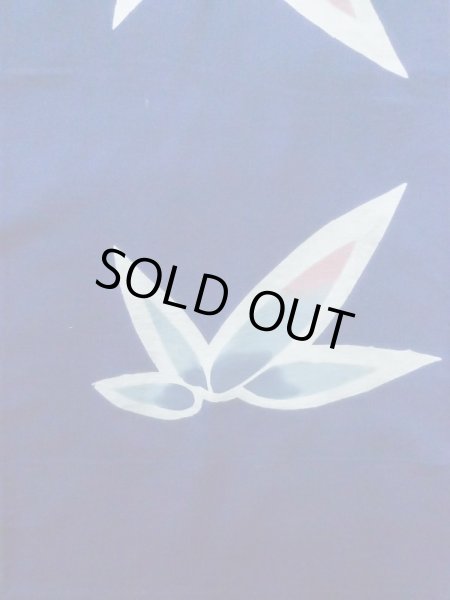 画像5: K0526Y  注染浴衣 女性用着物 1980-1990年代 綿   藍, 笹 【中古】 【USED】 【リサイクル】 ★★☆☆☆ (5)