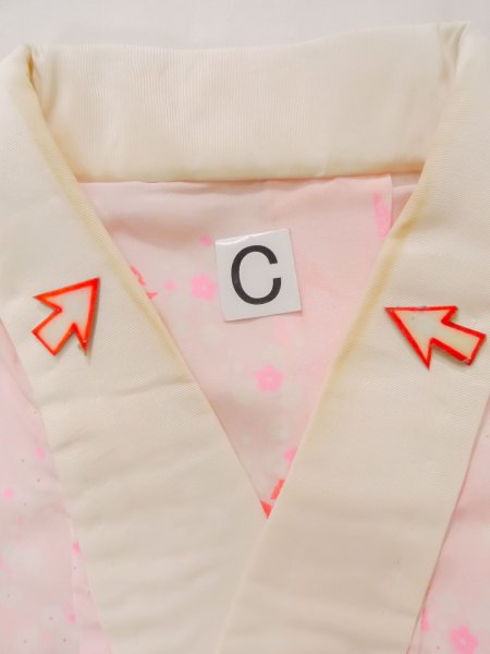 画像16: K0602O 女性用 襦袢   化繊 薄い鮮やか桃色,  梅 【中古】【USED】【リサイクル】 ★★☆☆☆【K0602O】 (16)