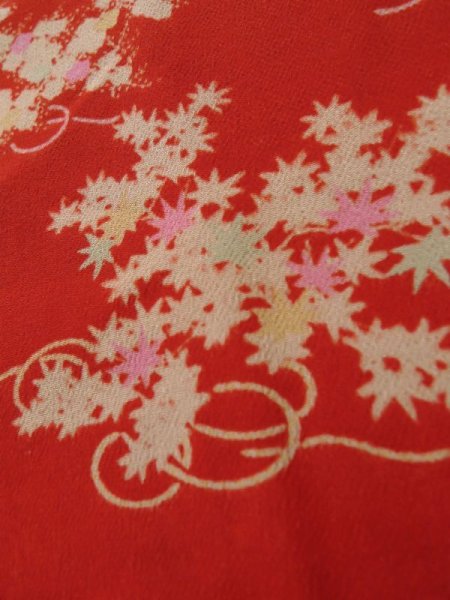 画像10: K0603D  襦袢 女性用着物 子供用 シルク(正絹)   赤, 花 【中古】 【USED】 【リサイクル】 ★★☆☆☆ (10)