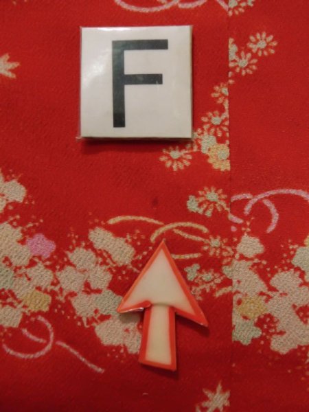 画像20: K0603D  襦袢 女性用着物 子供用 シルク(正絹)   赤, 花 【中古】 【USED】 【リサイクル】 ★★☆☆☆ (20)