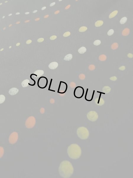 画像9: K0609M  羽織 女性用着物  シルク(正絹)   黒, 抽象的模様 【中古】 【USED】 【リサイクル】 ★★☆☆☆ (9)