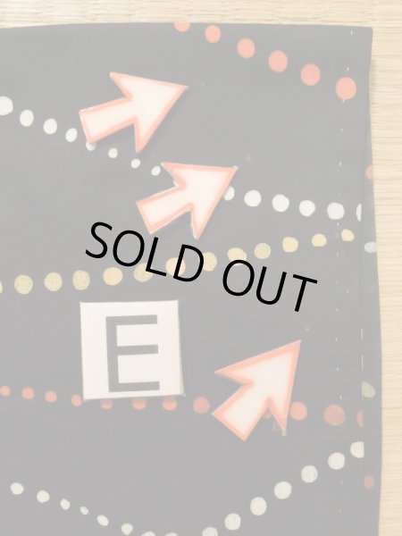 画像18: K0609M  羽織 女性用着物  シルク(正絹)   黒, 抽象的模様 【中古】 【USED】 【リサイクル】 ★★☆☆☆ (18)