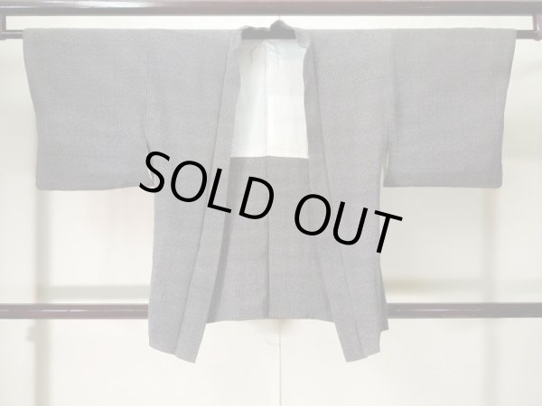 画像1: K0616C  羽織 女性用着物  シルク（正絹） ヘザー（杢）  黒, 小さな点々 【中古】 【USED】 【リサイクル】 ★★☆☆☆ (1)