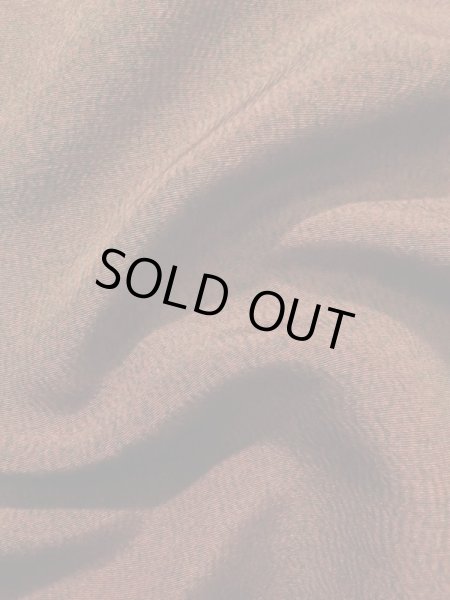 画像14: K0616G  羽織 女性用着物 裏地に孔雀柄 シルク(正絹) 淡い  オレンジ, 抽象的模様 【中古】 【USED】 【リサイクル】 ★★★★☆ (14)