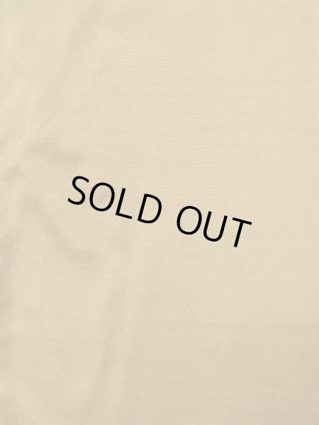 画像4: K0616R  羽織 女性用着物 桐、桔梗、流水、えがすみ、御所車の地紋 シルク(正絹)   山吹,  【中古】 【USED】 【リサイクル】 ★★☆☆☆ (4)