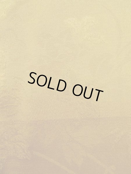 画像8: K0616R  羽織 女性用着物 桐、桔梗、流水、えがすみ、御所車の地紋 シルク(正絹)   山吹,  【中古】 【USED】 【リサイクル】 ★★☆☆☆ (8)