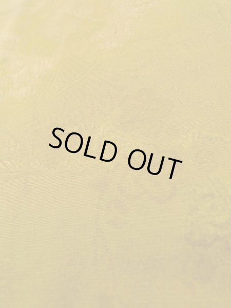 画像10: K0616R  羽織 女性用着物 桐、桔梗、流水、えがすみ、御所車の地紋 シルク(正絹)   山吹,  【中古】 【USED】 【リサイクル】 ★★☆☆☆ (10)