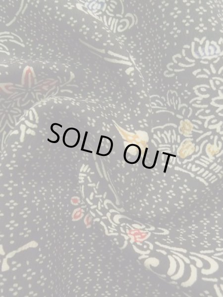 画像15: K0623P Mint  羽織 女性用着物  シルク(正絹)   黒, 花 【中古】 【USED】 【リサイクル】 ★★★★☆ (15)