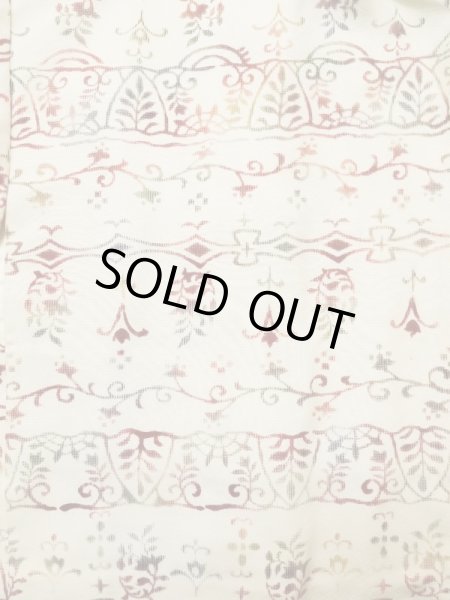 画像4: K0707H  羽織 女性用着物  シルク（正絹）   オフ　ホワイト, 唐草 【中古】 【USED】 【リサイクル】 ★★☆☆☆ (4)