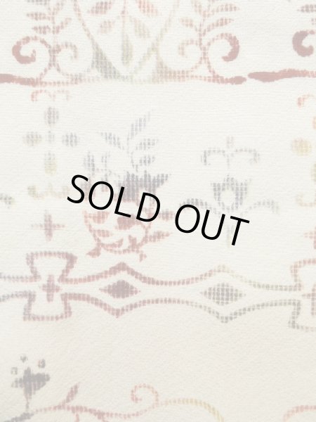 画像6: K0707H  羽織 女性用着物  シルク（正絹）   オフ　ホワイト, 唐草 【中古】 【USED】 【リサイクル】 ★★☆☆☆ (6)