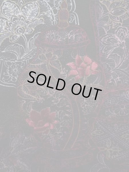 画像6: K0714A  羽織 女性用着物 陶器 シルク(正絹)   黒, 唐花 【中古】 【USED】 【リサイクル】 ★★★☆☆ (6)