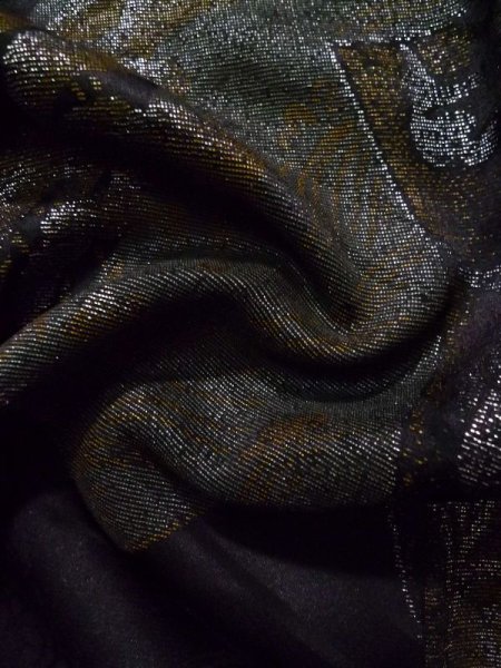 画像11: K0714B  羽織 女性用着物  シルク(正絹)   黒, 梅 【中古】 【USED】 【リサイクル】 ★★★★☆ (11)