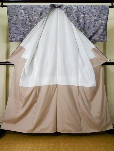 画像2: K0728E Mint  小紋 女性用着物  化繊   紫, 四角 【中古】 【USED】 【リサイクル】 ★★★★☆ (2)