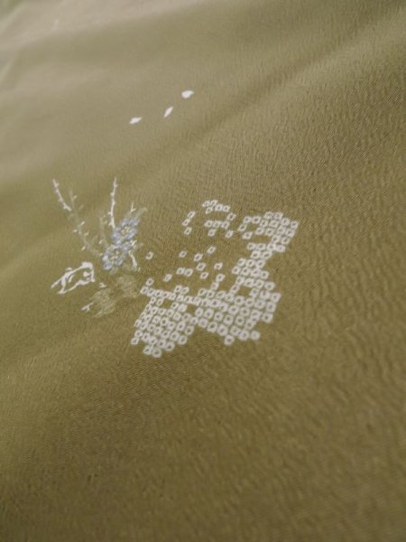 画像10: K0728K  小紋 女性用着物  化繊 淡い  ブラウン(茶色), 花 【中古】 【USED】 【リサイクル】 ★★☆☆☆ (10)