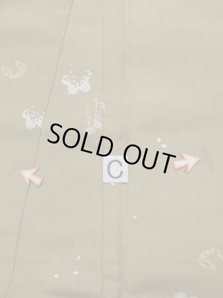 画像16: K0728K  小紋 女性用着物  化繊 淡い  ブラウン（茶色）, 花 【中古】 【USED】 【リサイクル】 ★★☆☆☆ (16)