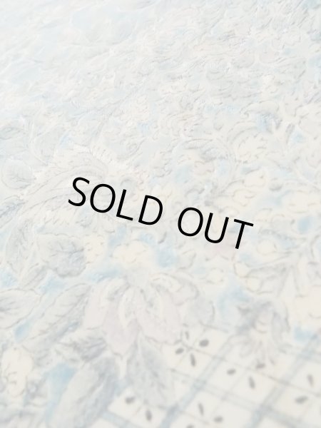 画像9: K0728M  小紋 女性用着物 更紗柄 化繊 薄い  水色, 唐花 【中古】 【USED】 【リサイクル】 ★★☆☆☆ (9)