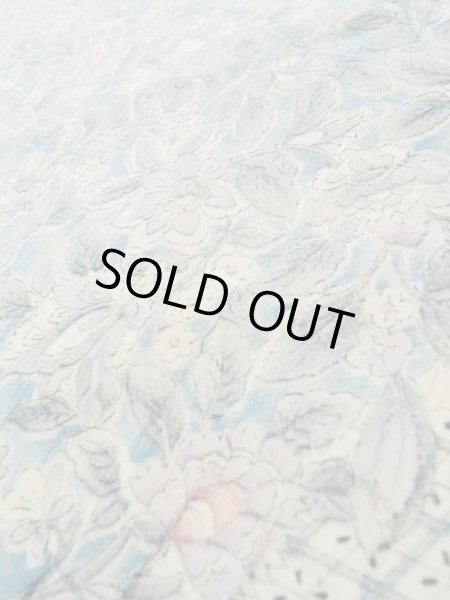 画像10: K0728M  小紋 女性用着物 更紗柄 化繊 薄い  水色, 唐花 【中古】 【USED】 【リサイクル】 ★★☆☆☆ (10)