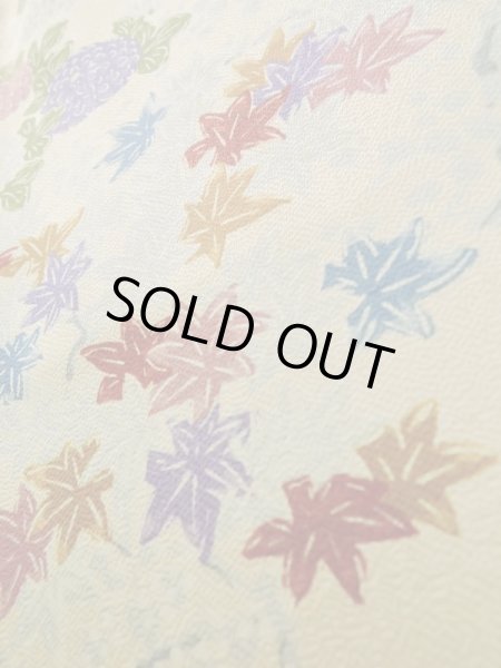 画像10: K0728U  小紋 女性用着物  シルク(正絹) 薄い  クリーム, 菊 【中古】 【USED】 【リサイクル】 ★★★☆☆ (10)