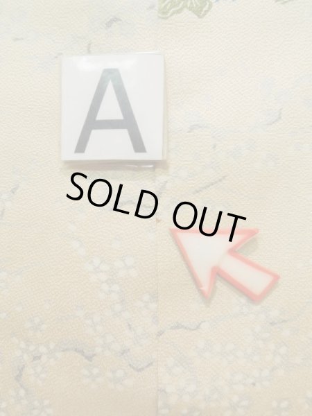 画像16: K0728U  小紋 女性用着物  シルク(正絹) 薄い  クリーム, 菊 【中古】 【USED】 【リサイクル】 ★★★☆☆ (16)