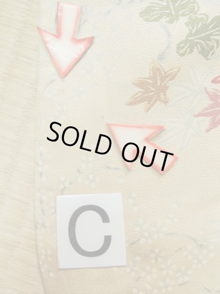 画像18: K0728U  小紋 女性用着物  シルク(正絹) 薄い  クリーム, 菊 【中古】 【USED】 【リサイクル】 ★★★☆☆ (18)