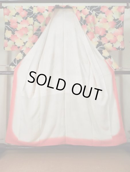 画像2: K0804N  小紋 女性用着物  シルク(正絹)   黒, もみじ 【中古】 【USED】 【リサイクル】 ★★☆☆☆ (2)