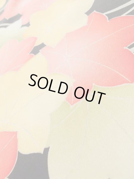 画像8: K0804N  小紋 女性用着物  シルク(正絹)   黒, もみじ 【中古】 【USED】 【リサイクル】 ★★☆☆☆ (8)