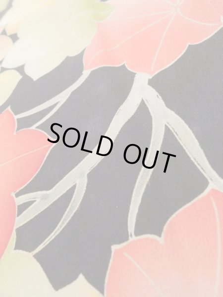 画像9: K0804N  小紋 女性用着物  シルク(正絹)   黒, もみじ 【中古】 【USED】 【リサイクル】 ★★☆☆☆ (9)