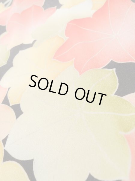 画像10: K0804N  小紋 女性用着物  シルク(正絹)   黒, もみじ 【中古】 【USED】 【リサイクル】 ★★☆☆☆ (10)