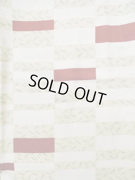 画像3: K0820B  小紋 女性用着物 地紋:市松模様 化繊 ヘザー(杢)  クリーム, 青海波 【中古】 【USED】 【リサイクル】 ★★★☆☆ (3)