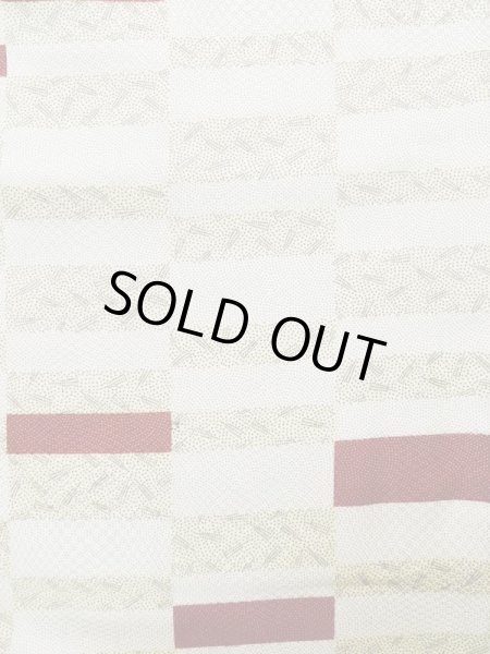 画像4: K0820B  小紋 女性用着物 地紋:市松模様 化繊 ヘザー(杢)  クリーム, 青海波 【中古】 【USED】 【リサイクル】 ★★★☆☆ (4)