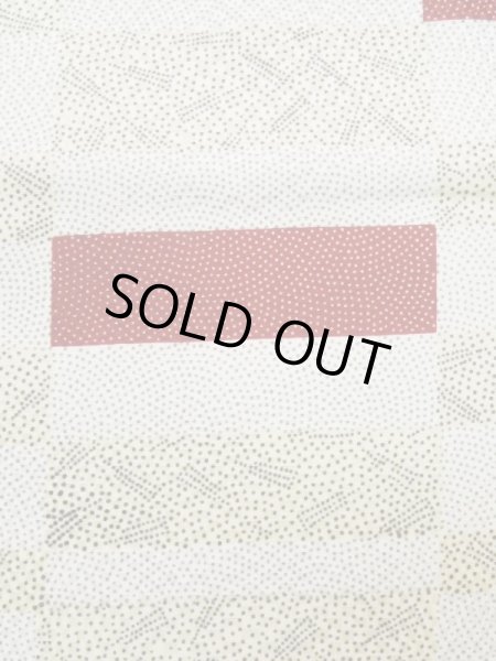 画像7: K0820B  小紋 女性用着物 地紋:市松模様 化繊 ヘザー(杢)  クリーム, 青海波 【中古】 【USED】 【リサイクル】 ★★★☆☆ (7)