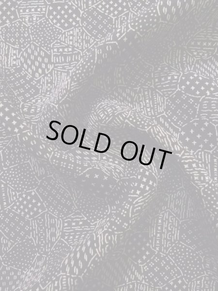 画像11: K0820K  江戸小紋 女性用着物  シルク（正絹）   黒, 氷割 【中古】 【USED】 【リサイクル】 ★★☆☆☆ (11)