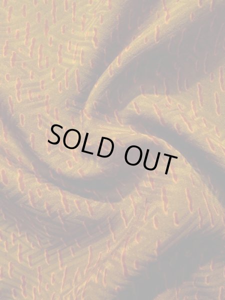 画像9: K0820L Mint  小紋 女性用着物  シルク(正絹) 淡い 薄い ブラウン(茶色), 抽象的模様 【中古】 【USED】 【リサイクル】 ★★★★☆ (9)