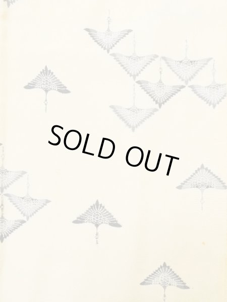 画像3: K0820W  小紋 女性用着物  シルク（正絹）   オフ　ホワイト, 鳥 【中古】 【USED】 【リサイクル】 ★★☆☆☆ (3)