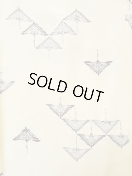 画像4: K0820W  小紋 女性用着物  シルク（正絹）   オフ　ホワイト, 鳥 【中古】 【USED】 【リサイクル】 ★★☆☆☆ (4)