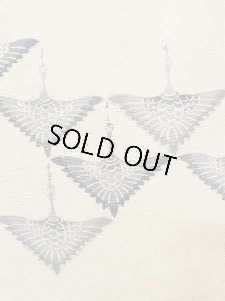 画像5: K0820W  小紋 女性用着物  シルク（正絹）   オフ　ホワイト, 鳥 【中古】 【USED】 【リサイクル】 ★★☆☆☆ (5)