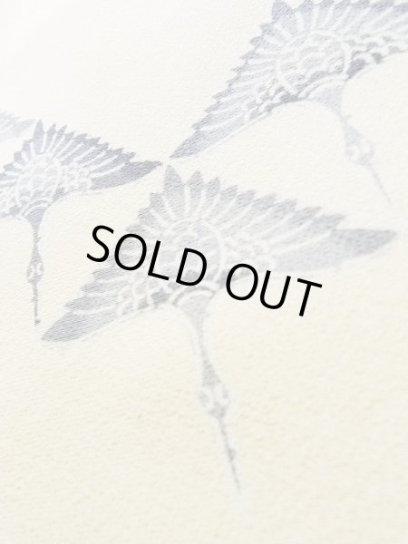 画像9: K0820W  小紋 女性用着物  シルク（正絹）   オフ　ホワイト, 鳥 【中古】 【USED】 【リサイクル】 ★★☆☆☆ (9)