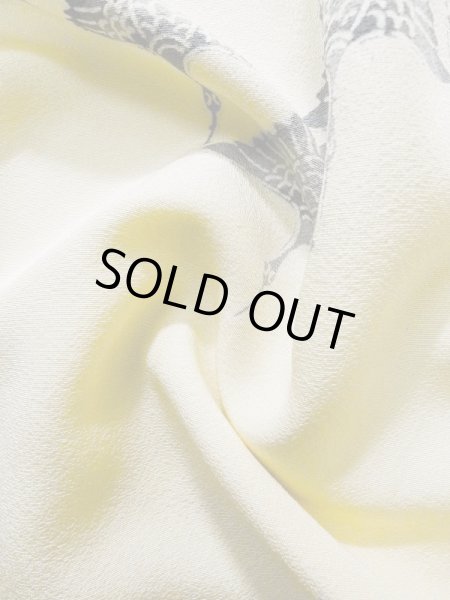 画像12: K0820W  小紋 女性用着物  シルク（正絹）   オフ　ホワイト, 鳥 【中古】 【USED】 【リサイクル】 ★★☆☆☆ (12)