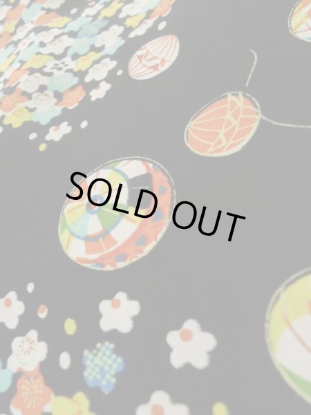 画像10: K1008C  羽織 女性用着物 毬 シルク(正絹)   黒, 梅 【中古】 【USED】 【リサイクル】 ★★★☆☆ (10)