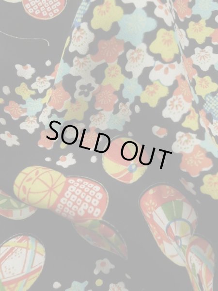 画像11: K1008C  羽織 女性用着物 毬 シルク(正絹)   黒, 梅 【中古】 【USED】 【リサイクル】 ★★★☆☆ (11)