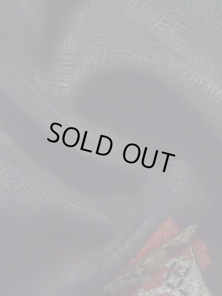 画像12: K1008J  羽織 女性用着物  シルク（正絹）   黒, 唐草 【中古】 【USED】 【リサイクル】 ★★★☆☆ (12)