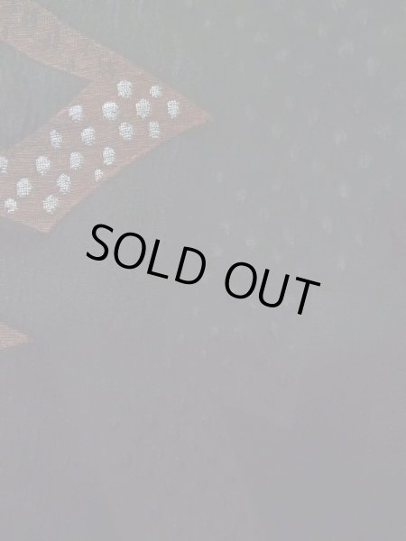 画像9: K1008S Mint  羽織 女性用着物  シルク（正絹）   黒, 抽象的模様 【中古】 【USED】 【リサイクル】 ★★★★☆ (9)