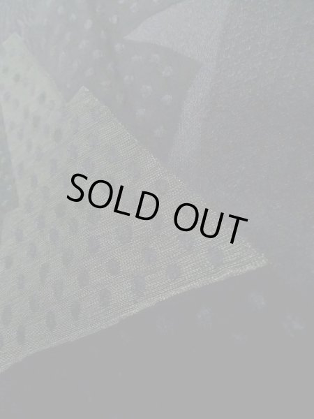 画像11: K1008S Mint  羽織 女性用着物  シルク（正絹）   黒, 抽象的模様 【中古】 【USED】 【リサイクル】 ★★★★☆ (11)