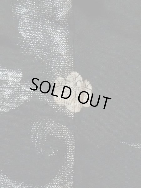 画像3: K1008U  羽織 女性用着物  シルク（正絹）   黒, 花 【中古】 【USED】 【リサイクル】 ★★★☆☆ (3)